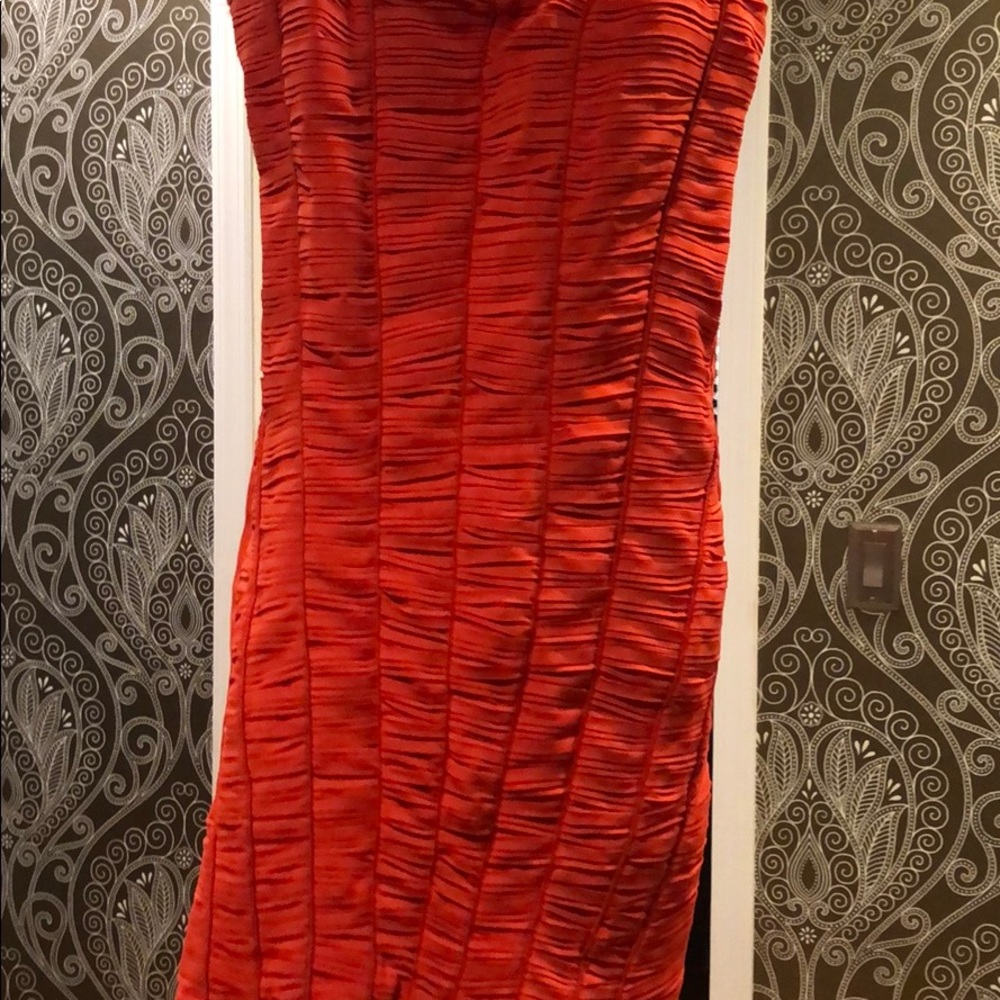 Dress - Picture 5 of 5